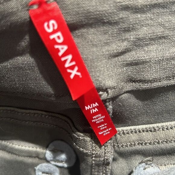 Spanx Stretch Twill High Rise Cargo Skinny Ankle Pants In Soft Sage Green C30 - Picture 9 of 10